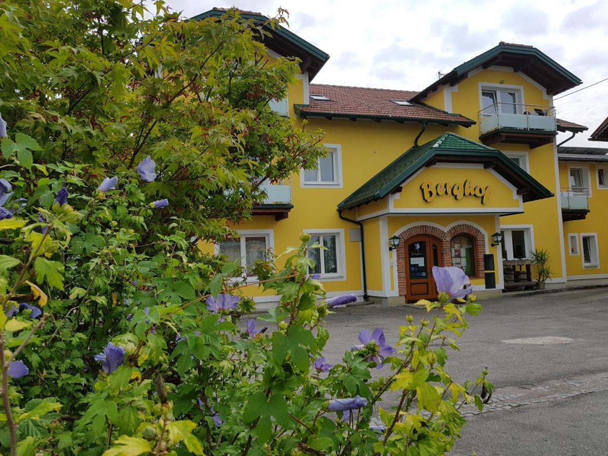 Pension Baumgartner-Berghof Obernberg am Inn Bagian luar foto