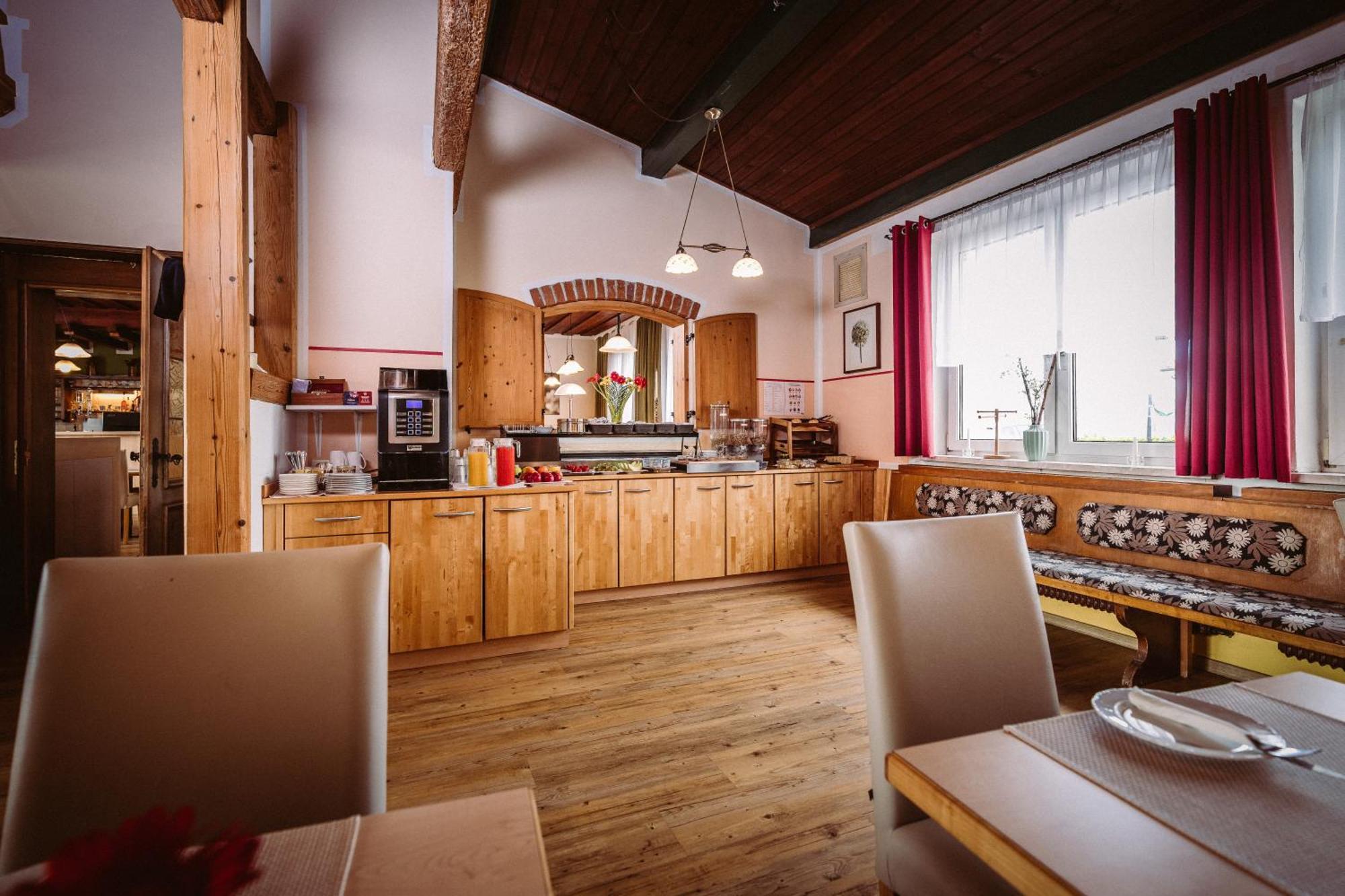 Pension Baumgartner-Berghof Obernberg am Inn Bagian luar foto